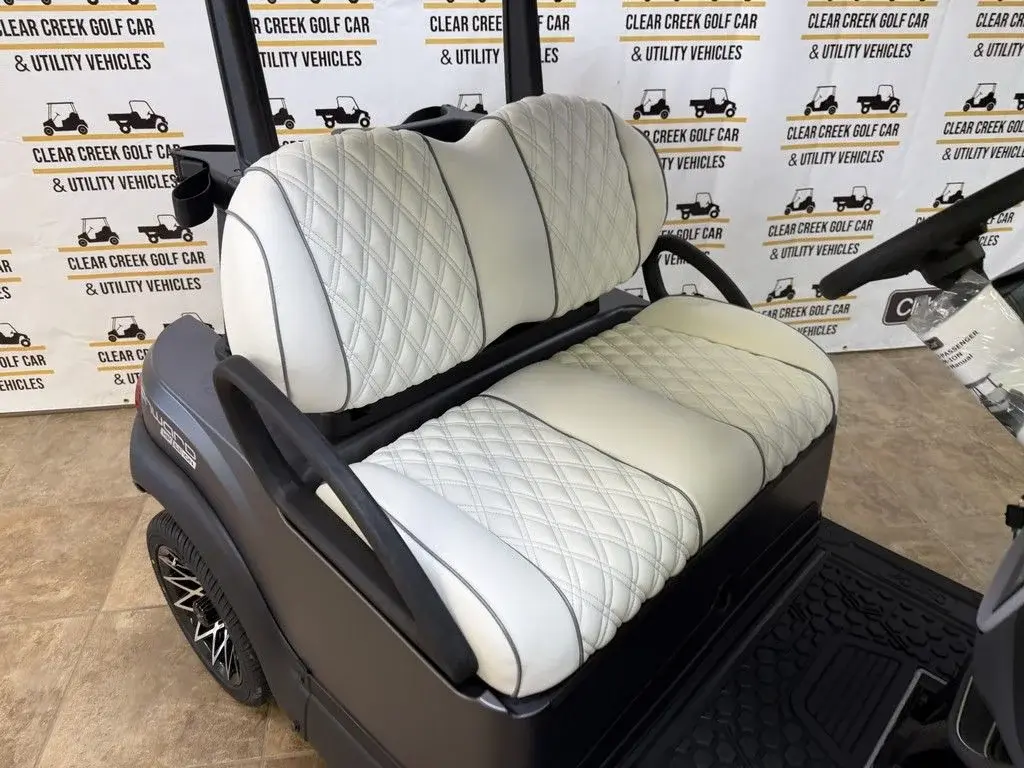 2027 Club Car Onward photo 2