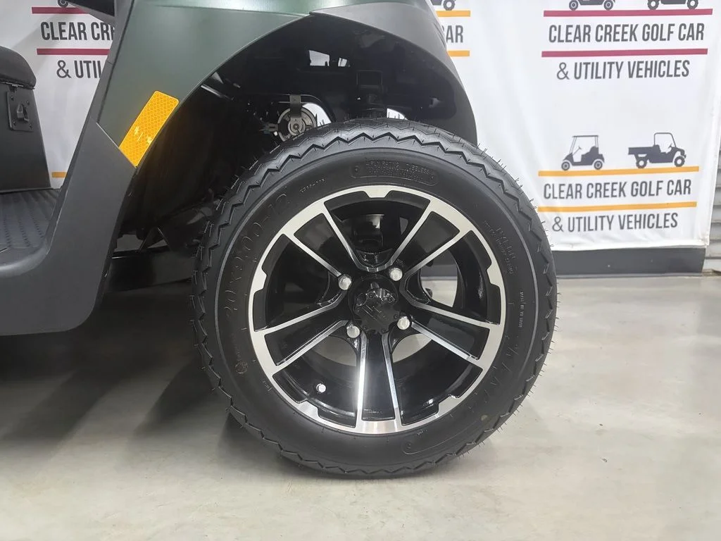 2026 E-Z-GO RXV 2 Valor S + 48V Matte Green photo 5