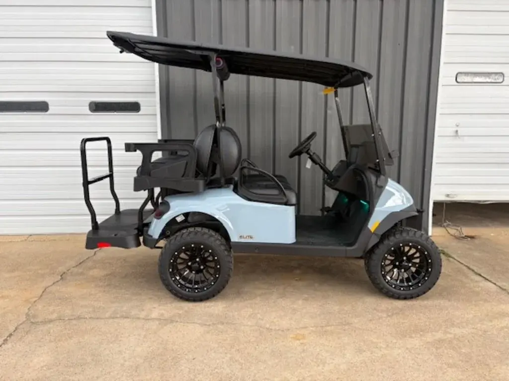 2026 E-Z-GO RXV ELiTE Lithium photo 1