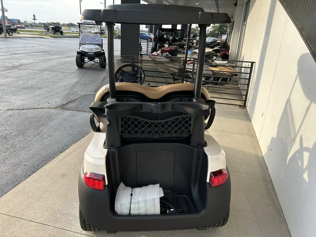 2027 Club Car Onward photo 4