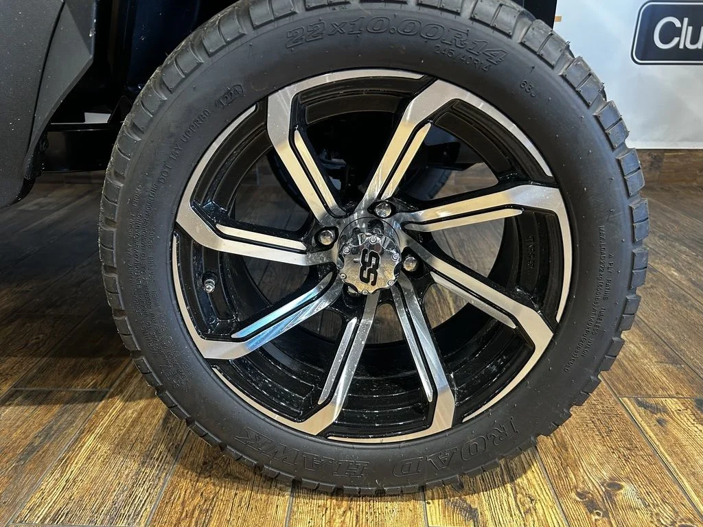 2026 E-Z-GO RXV ELiTE Lithium photo 5