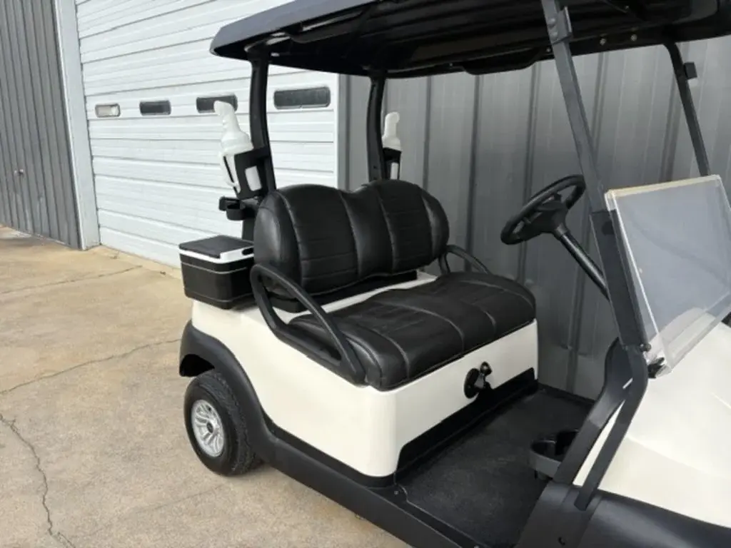 2017 Club Car Precedent photo 5