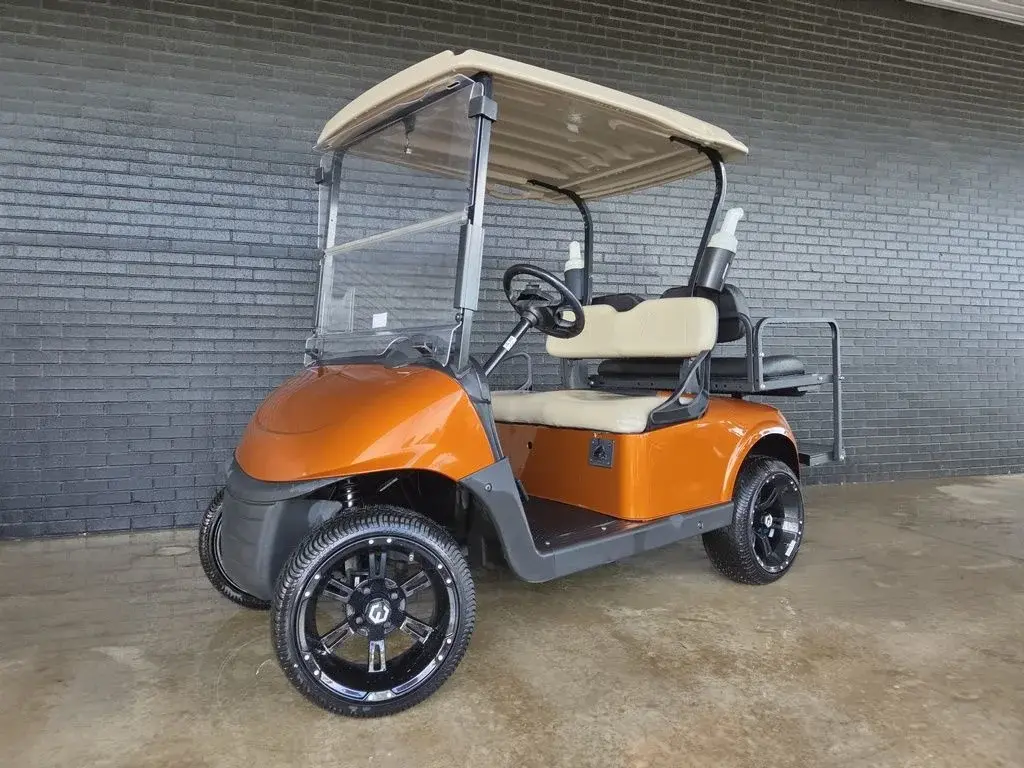 2020 E-Z-GO RXV photo 4