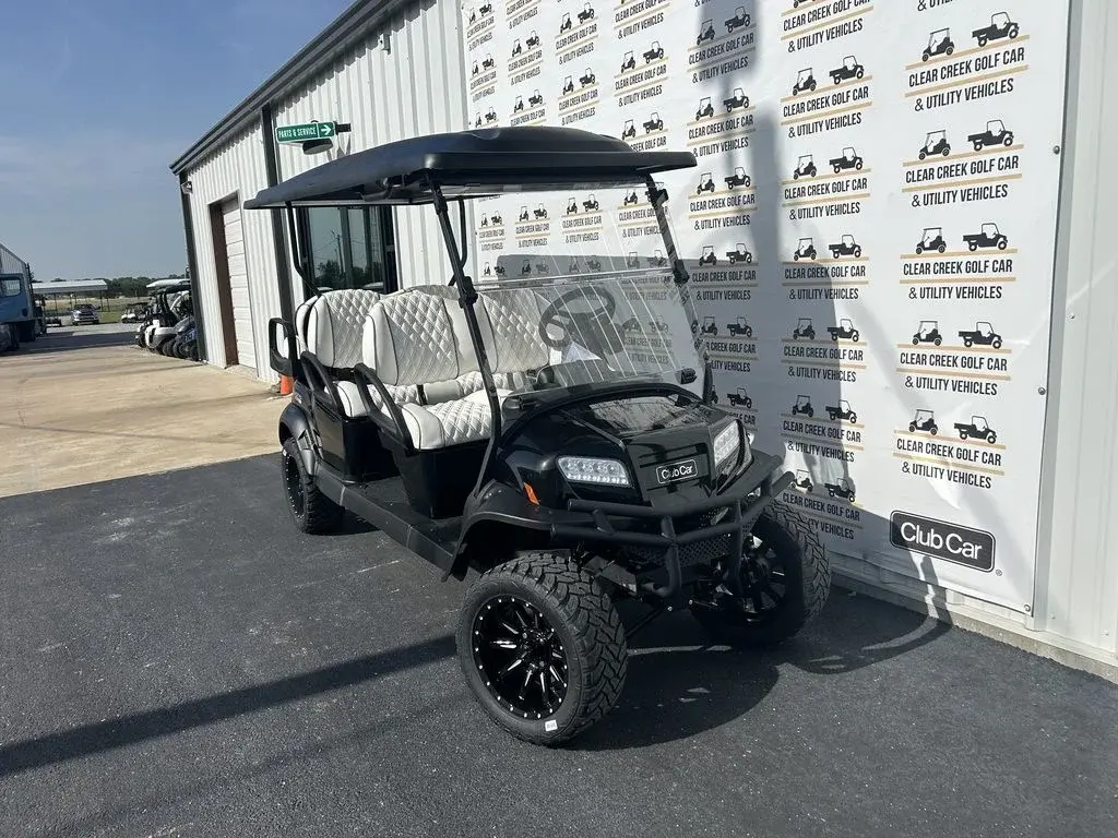 2027 Club Car Onward 6 Passenger photo 1