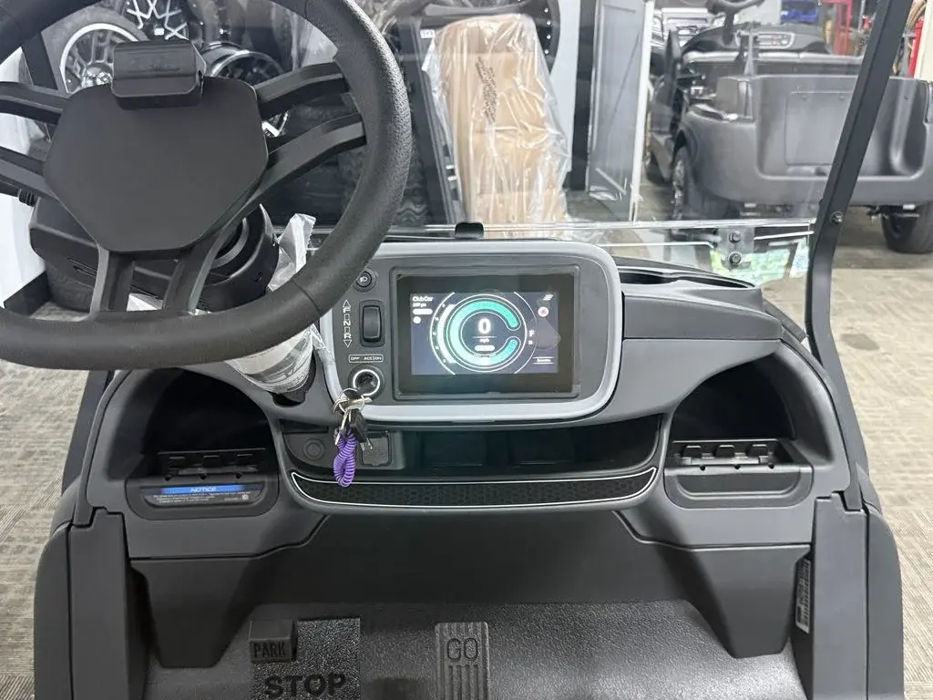 2027 Club Car Onward photo 6