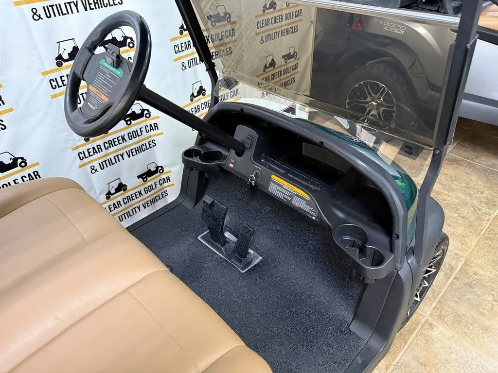 2020 Club Car Precedent Gas photo 3