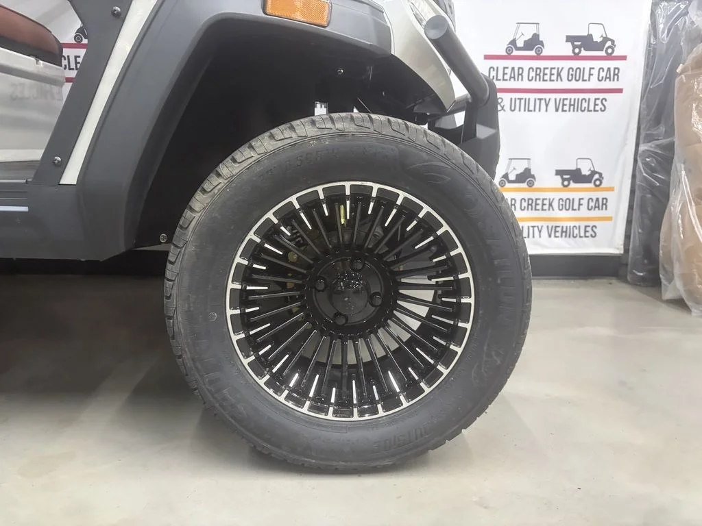 2026 ICON E40FX photo 5