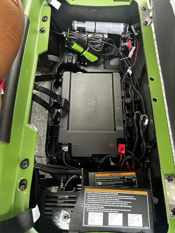 2026 E-Z-GO RXV ELiTE Lithium photo 6