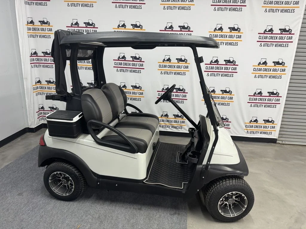 2019 Club Car Precedent Electric photo 2