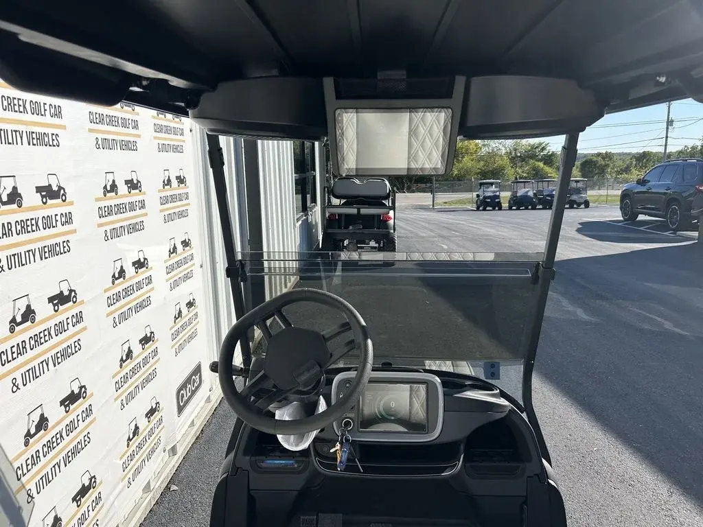 2027 Club Car Onward photo 4