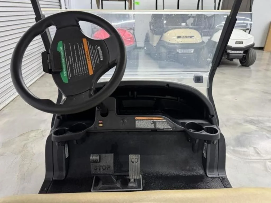 2020 Club Car Precedent Gas photo 6