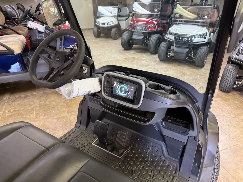 2027 Club Car Onward photo 3