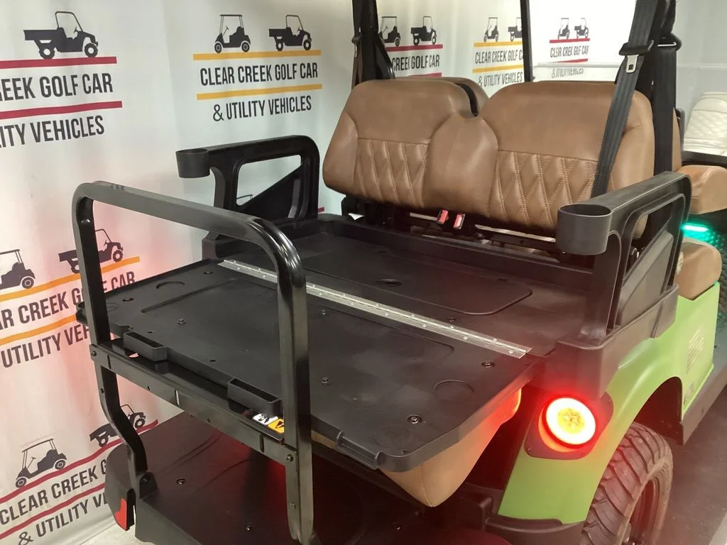 2026 E-Z-GO RXV ELiTE Lithium photo 6