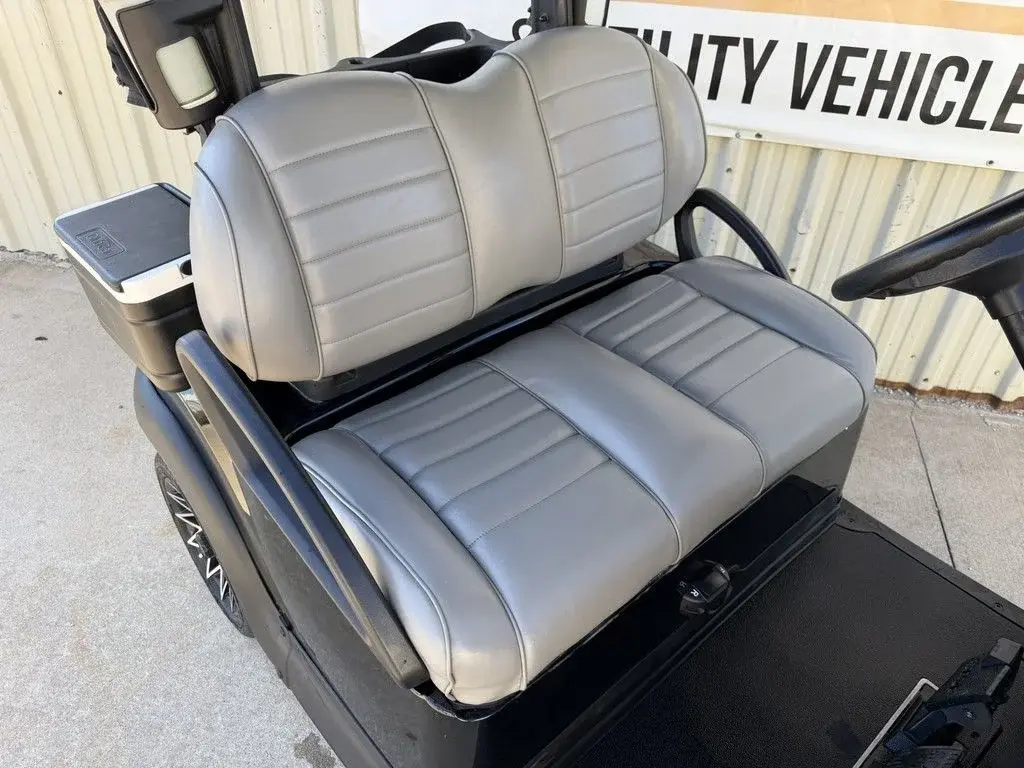 2018 Club Car Tempo photo 2