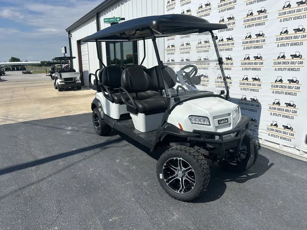 2027 Club Car Onward 6 Passenger photo 1