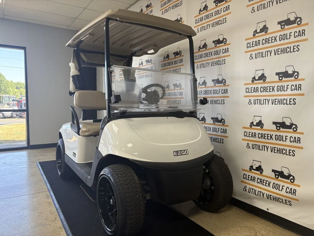 2020 E-Z-GO RXV ELiTE Lithium photo 6