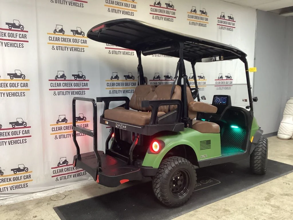 2026 E-Z-GO RXV ELiTE Lithium photo 4
