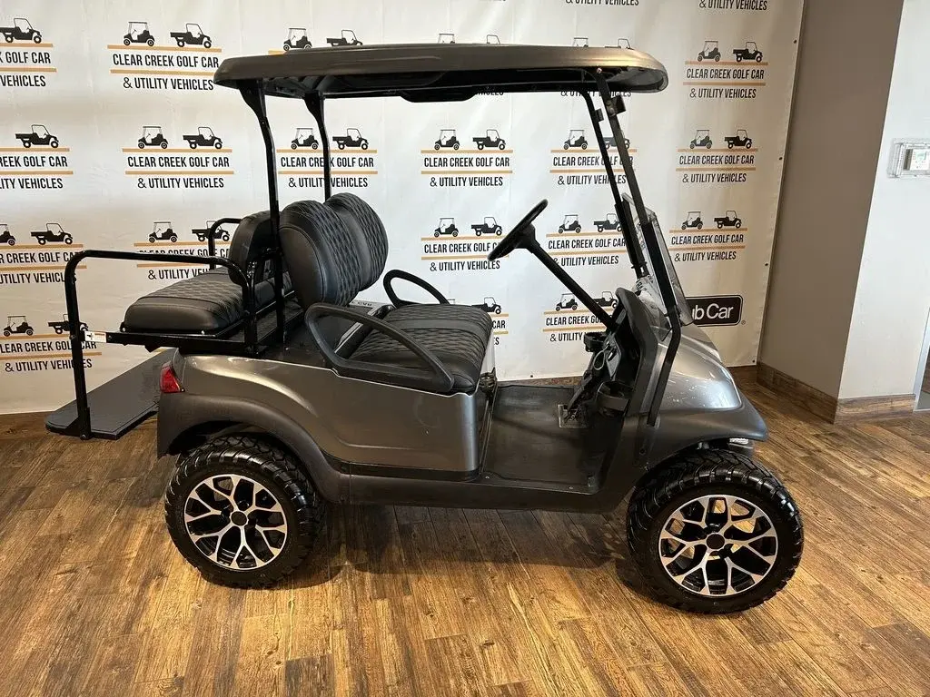 2016 Club Car Precedent photo 3