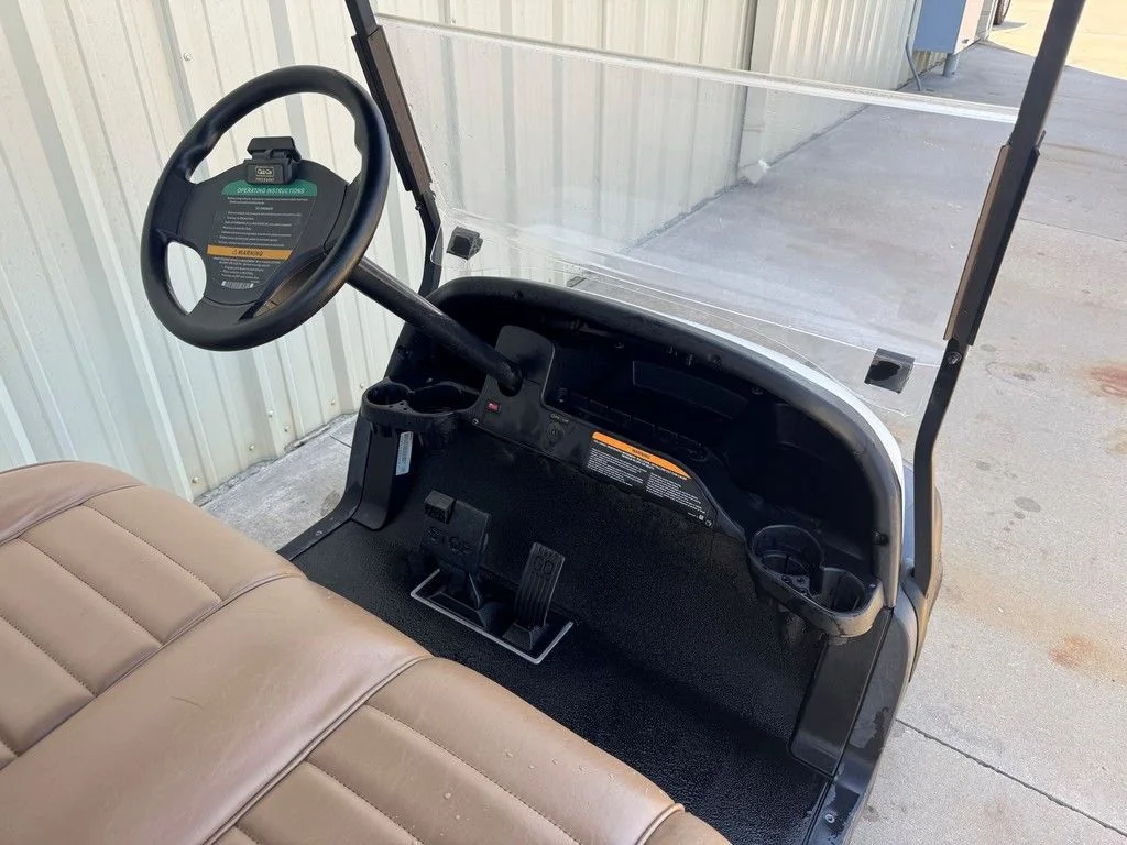 2018 Club Car Precedent photo 3