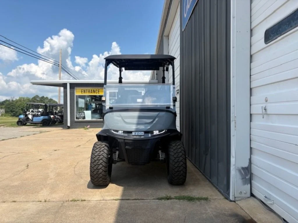 2026 E-Z-GO RXV ELiTE Lithium photo 5