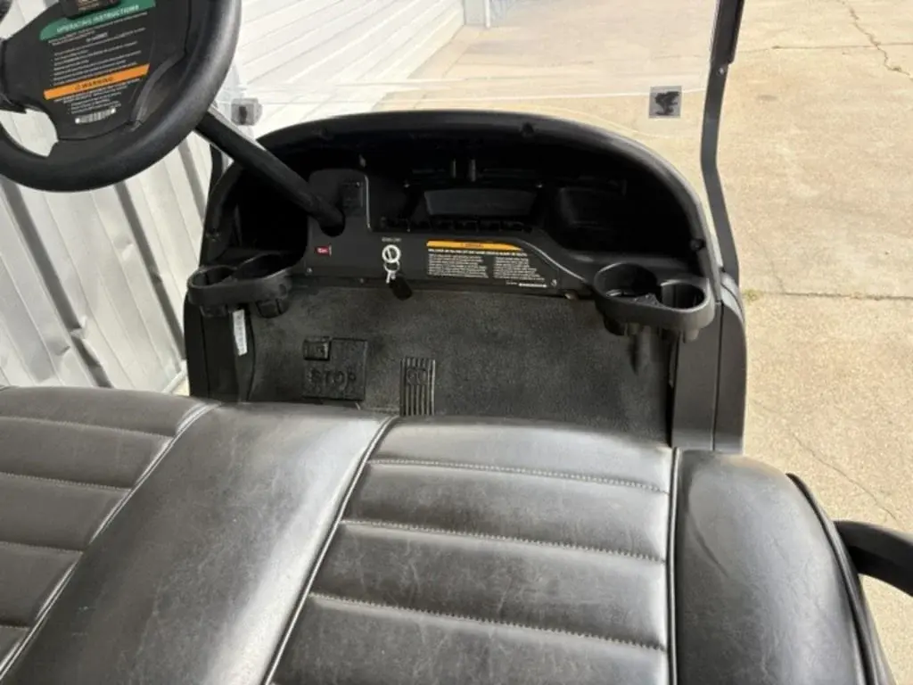 2017 Club Car Precedent photo 6