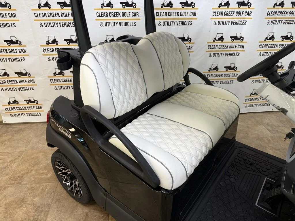 2027 Club Car Onward photo 2