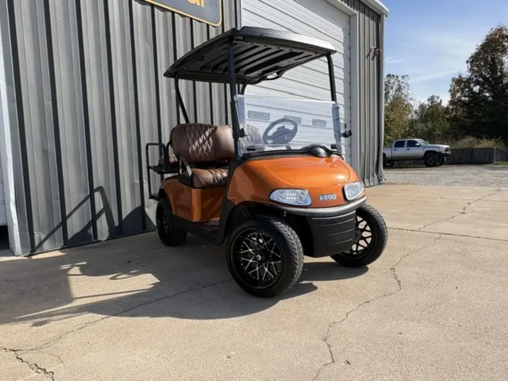 2021 E-Z-GO Freedom photo 10