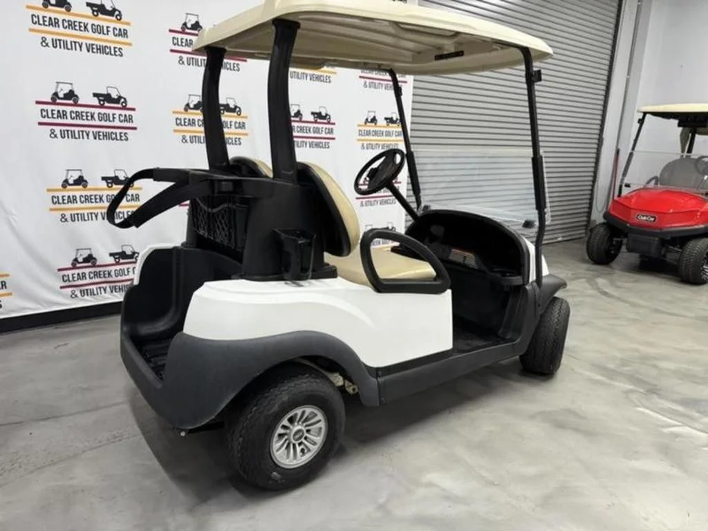 2020 Club Car Precedent Gas photo 3