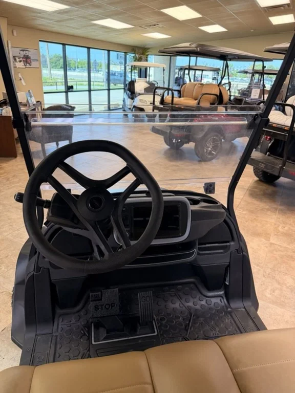 2027 Club Car Onward photo 4