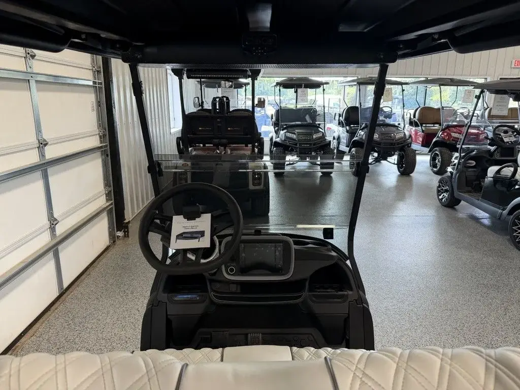 2027 Club Car Onward photo 4