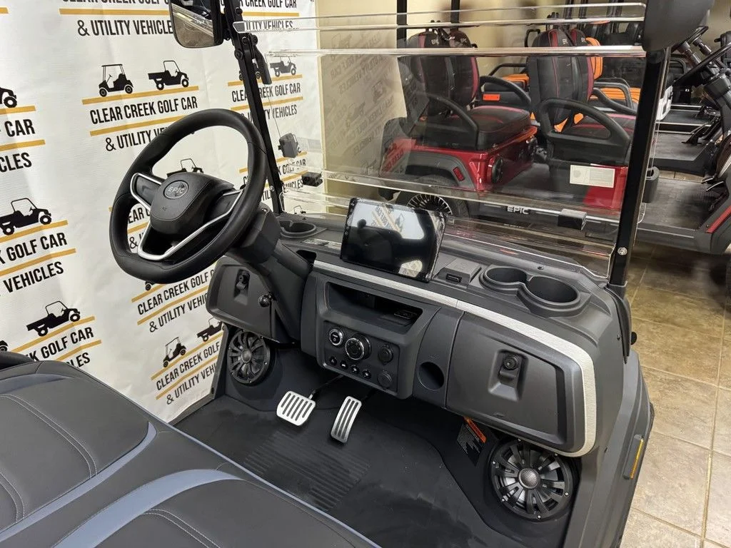 2026 Epic Carts E40FX photo 3