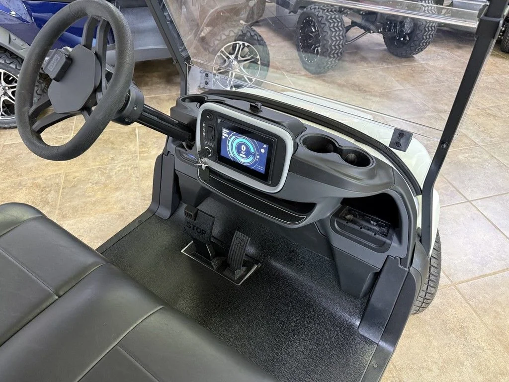 2027 Club Car Onward photo 3