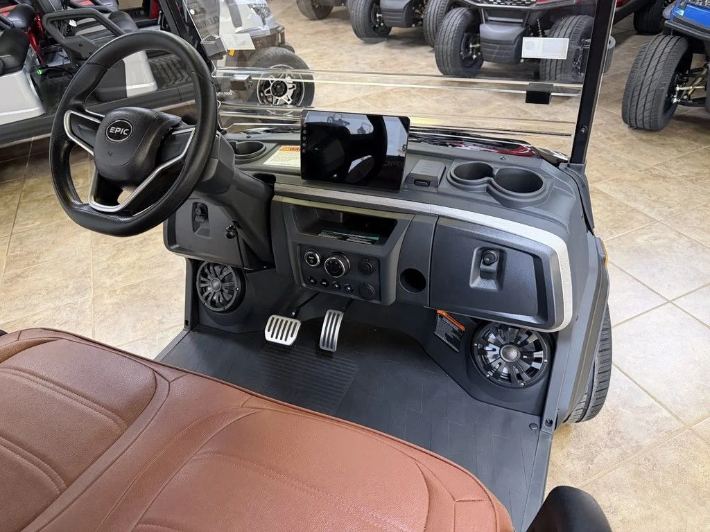 2026 Epic Carts E40FX photo 3