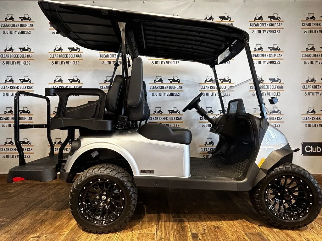 2026 E-Z-GO RXV ELiTE Lithium photo 2