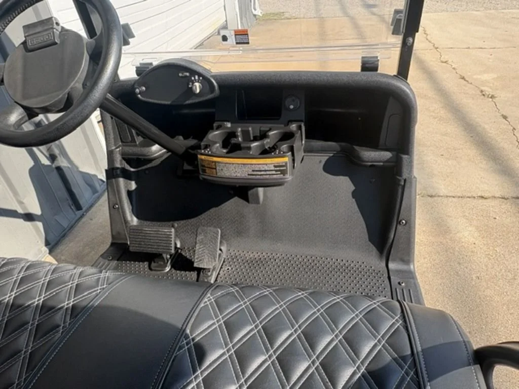 2020 E-Z-GO Freedom photo 10