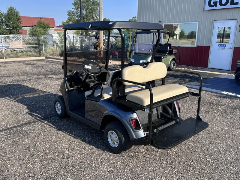 2017 E-Z-GO RXV photo 12