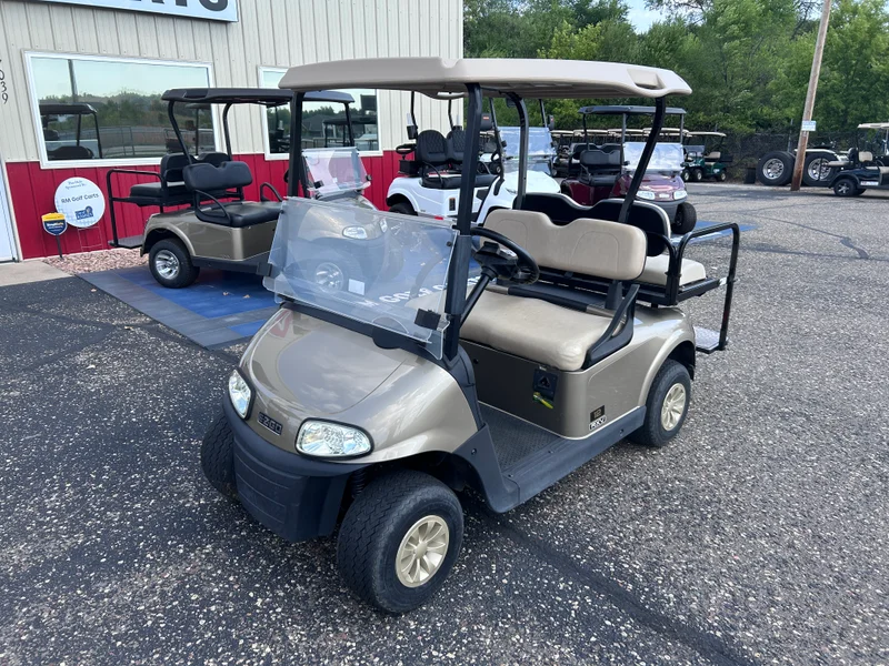 2019 E-Z-GO RXV photo 3