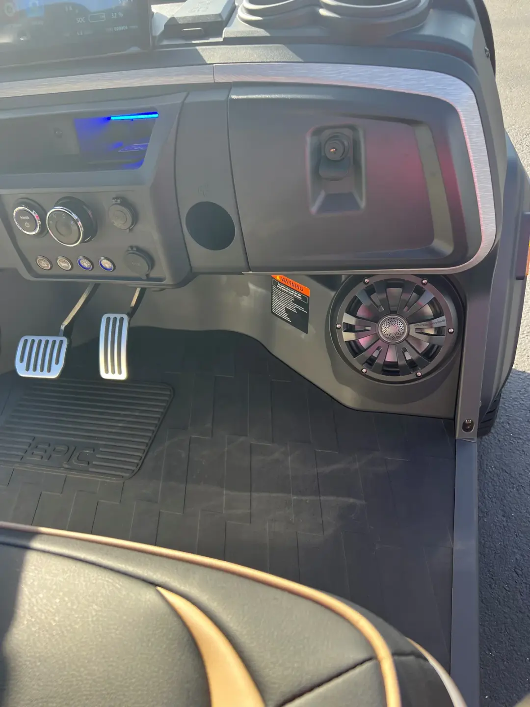 2026 Epic Carts E40FX photo 27