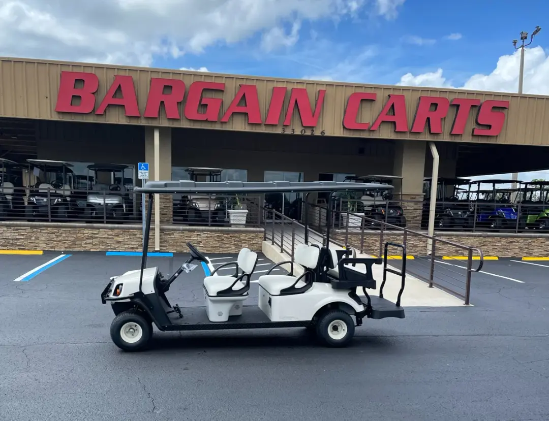 2027 Cushman Shuttle 6 photo 1