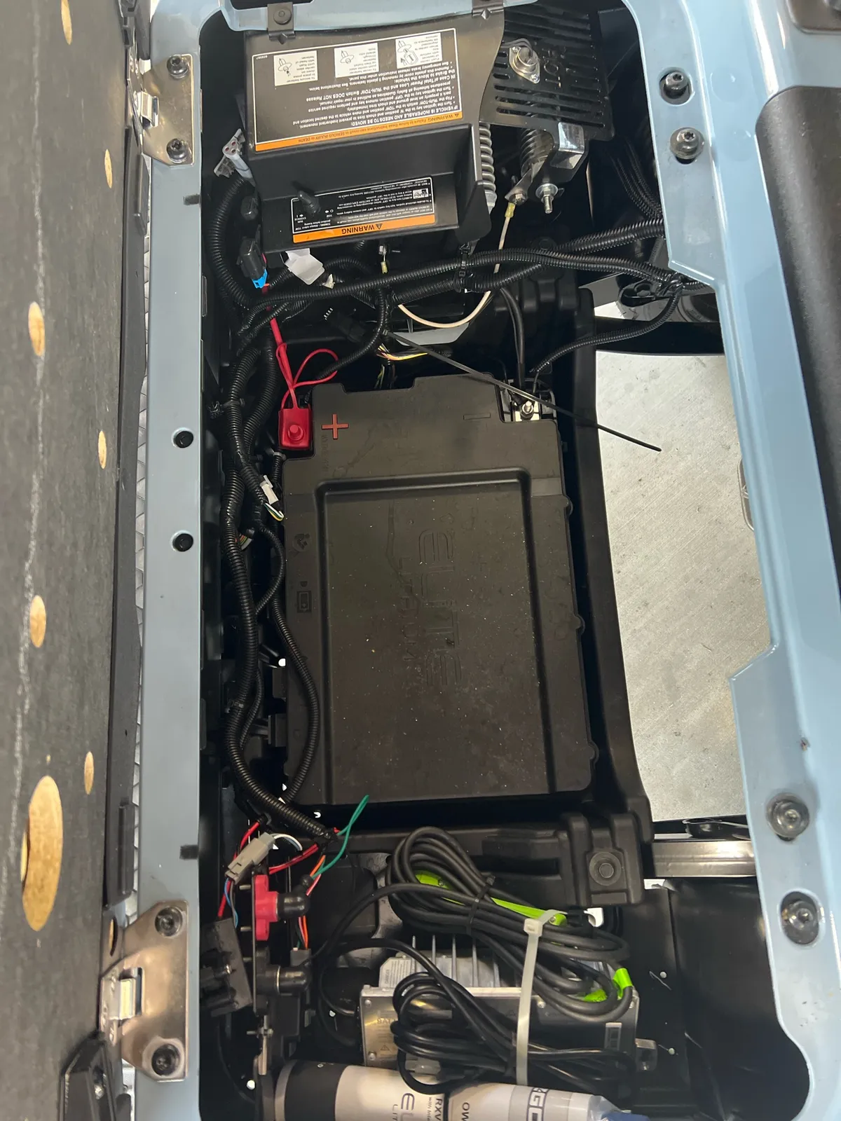 2026 E-Z-GO RXV photo 3
