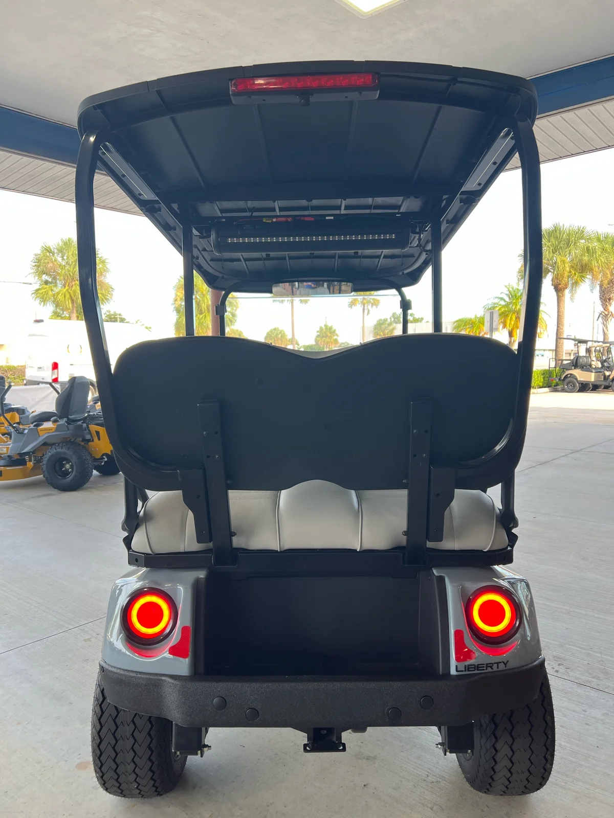 2026 E-Z-GO Liberty photo 8
