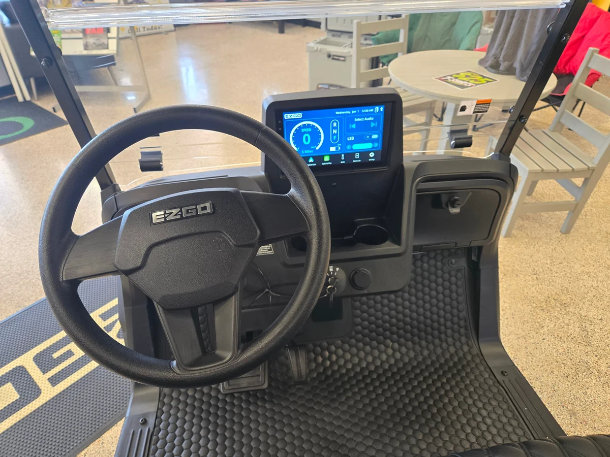 2026 E-Z-GO RXV ELiTE Lithium photo 3