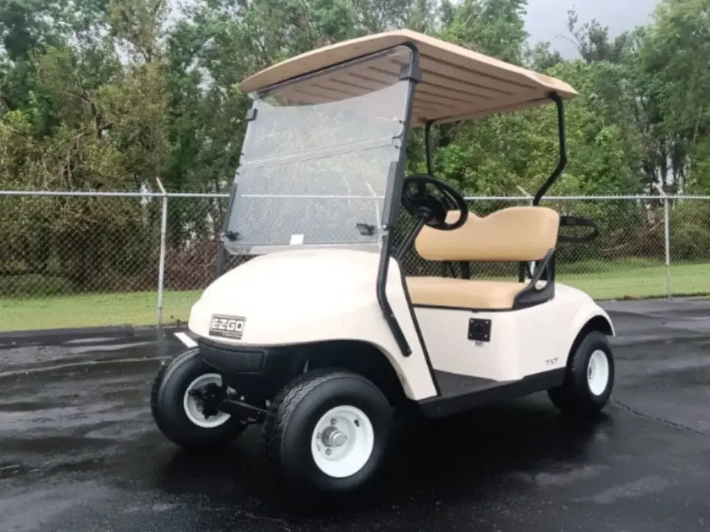 2022 E-Z-GO TXT photo 1