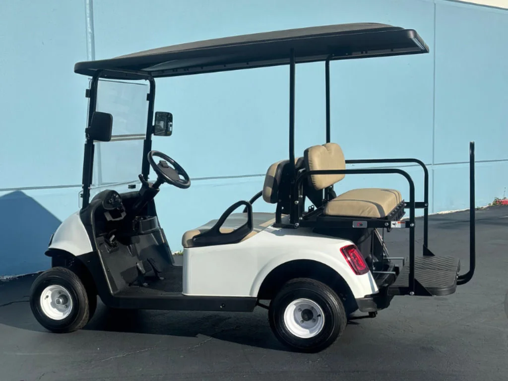 2021 E-Z-GO RXV ELiTE Lithium photo 2