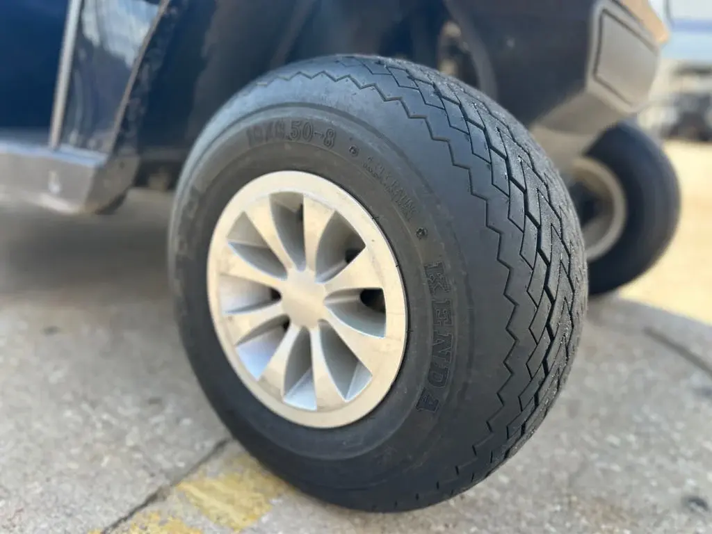 2020 E-Z-GO TXT photo 7