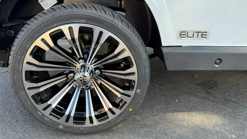 2027 E-Z-GO Freedom ELiTE Lithium photo 28
