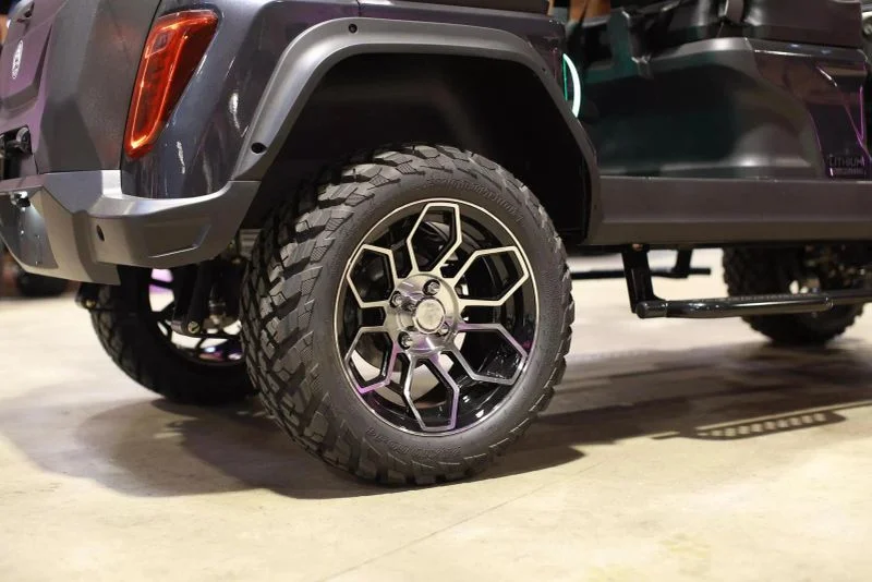 2027 Evolution Maverick 4 Plus 4 Plus photo 17