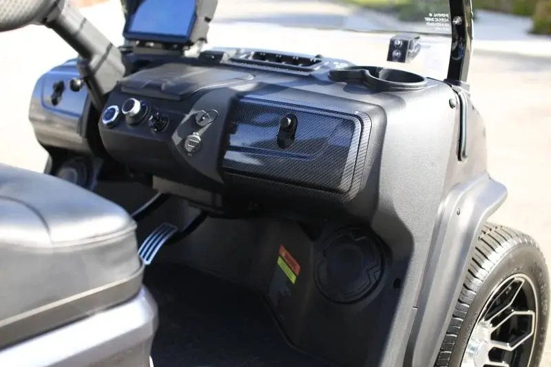 2027 Evolution Ranger 4 Plus 4 Plus photo 24