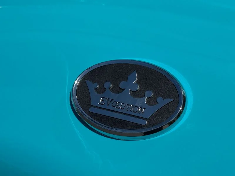 2027 Evolution Maverick 4 Plus 4 Plus photo 11