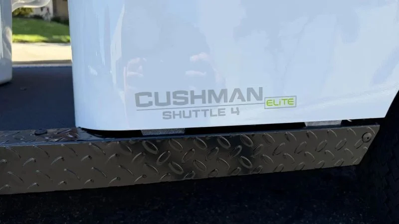 2027 Cushman Shuttle 6 Elite photo 21
